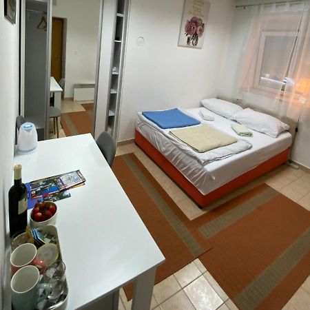 Capital Apartments - City Centre Mostar Bagian luar foto